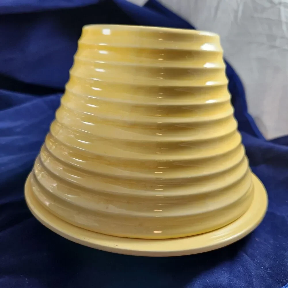 Yankee Candle Yankeeware Ceramic Shade & Plate Yellow Ridged Tea Light Retired
